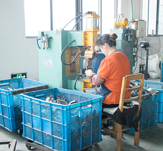 ��ҵ����